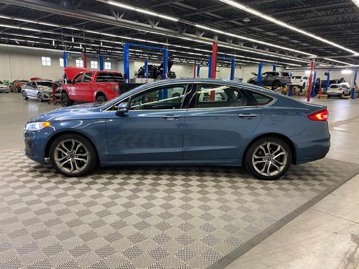 2019 Ford Fusion SEL