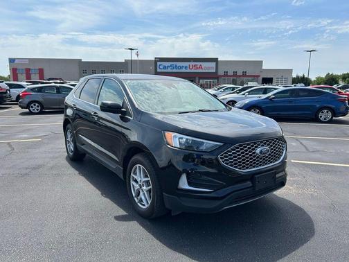 Black Metallic 2023 Ford Edge SEL