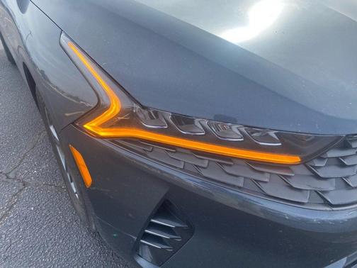 2021 Kia K5 LXS