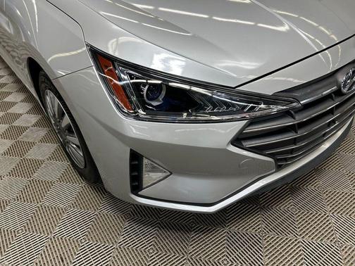 Symphony Silver 2019 Hyundai ELANTRA SE