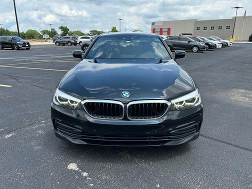 Jet Black 2019 BMW 530 i