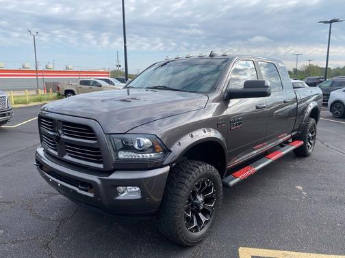 Granite Crystal Metallic Clearcoat 2018 RAM 3500 Laramie