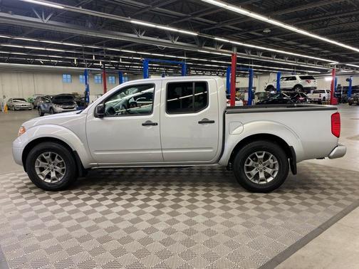 2020 Nissan Frontier SV