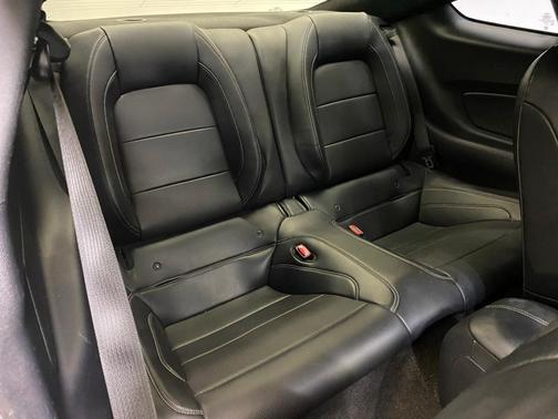 2015 Ford Mustang EcoBoost Premium