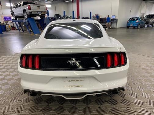 2015 Ford Mustang EcoBoost Premium