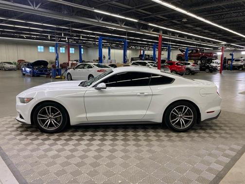 2015 Ford Mustang EcoBoost Premium
