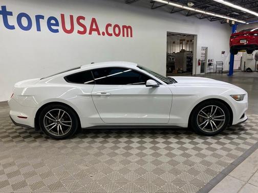 2015 Ford Mustang EcoBoost Premium