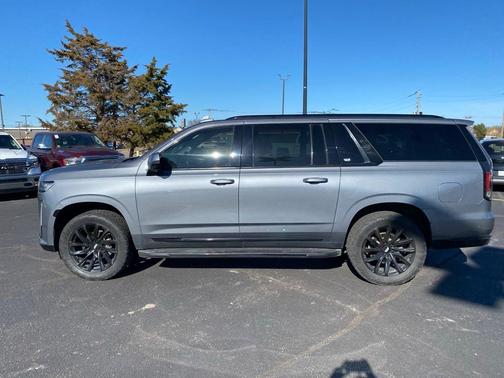 2021 Cadillac Escalade ESV Sport Platinum