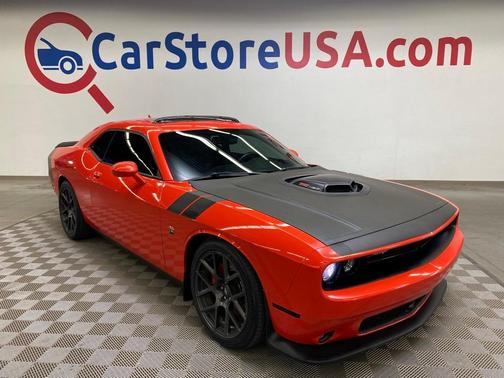 2018 Dodge Challenger 392 Hemi Scat Pack Shaker