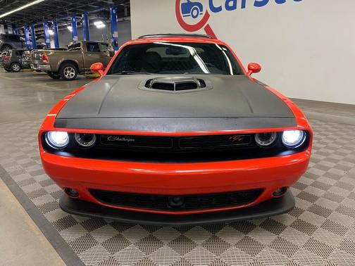 2018 Dodge Challenger 392 Hemi Scat Pack Shaker