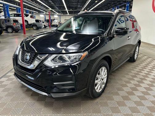 Magnetic Black 2018 Nissan Rogue SV