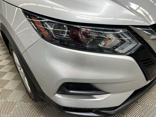 Brilliant Silver Metallic 2020 Nissan Rogue Sport S