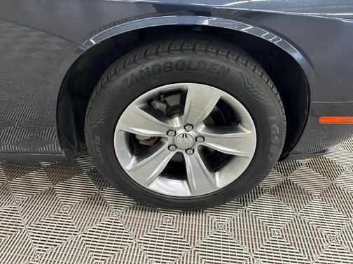 Maximum Steel Metallic 2018 Dodge Challenger SXT