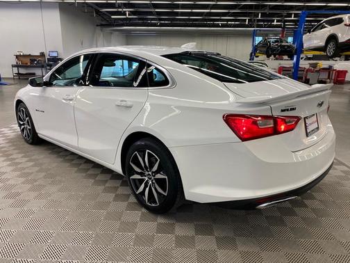 2023 Chevrolet Malibu RS
