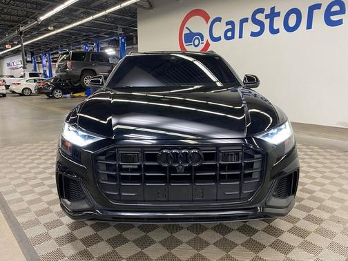 2021 Audi Q8 55 Premium Plus