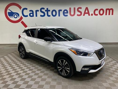 2020 Nissan Kicks SR