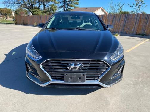 2018 Hyundai SONATA SEL