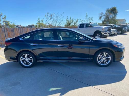 2018 Hyundai SONATA SEL