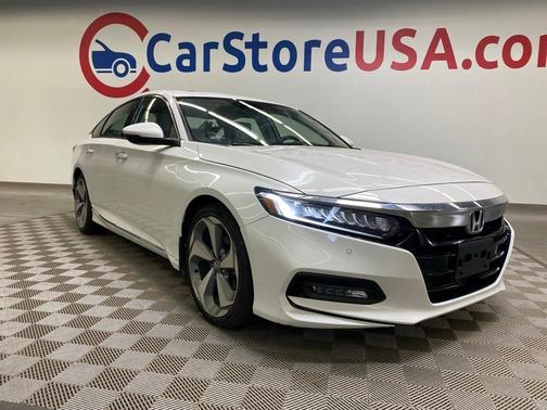 2019 Honda Accord Touring 2.0T