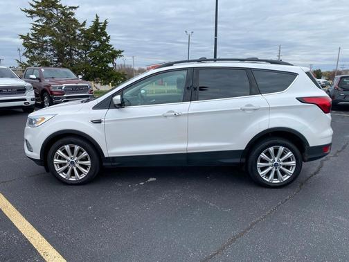 2019 Ford Escape SEL