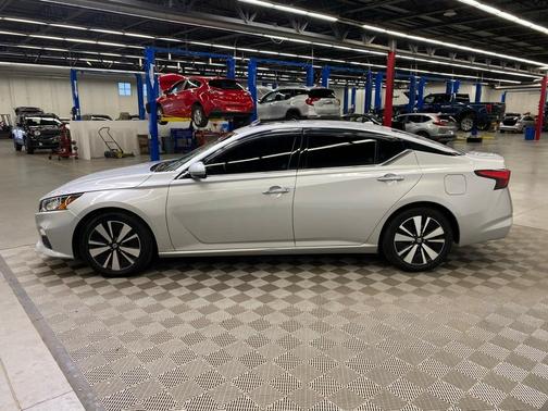 2020 Nissan Altima 2.5 SL