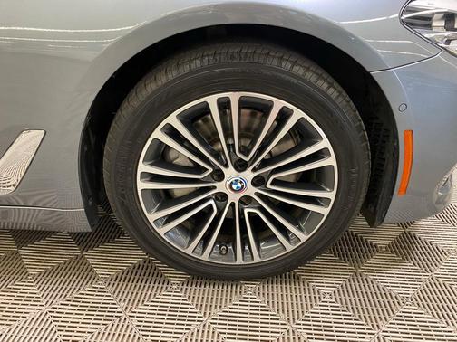 2018 BMW 540 i xDrive