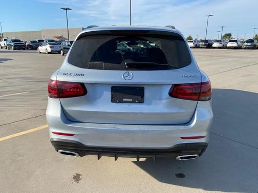 2021 Mercedes-Benz GLC 300 Base 4MATIC