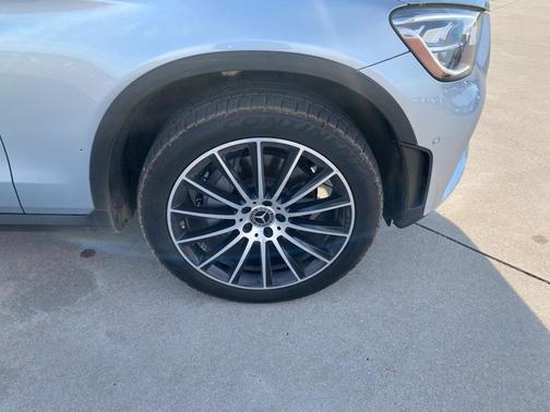 2021 Mercedes-Benz GLC 300 Base 4MATIC