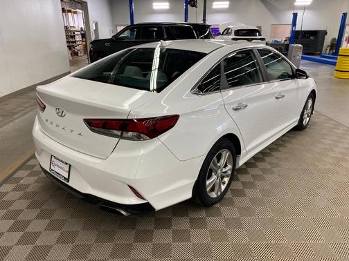 2018 Hyundai SONATA SEL