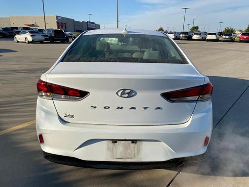 2018 Hyundai SONATA SEL