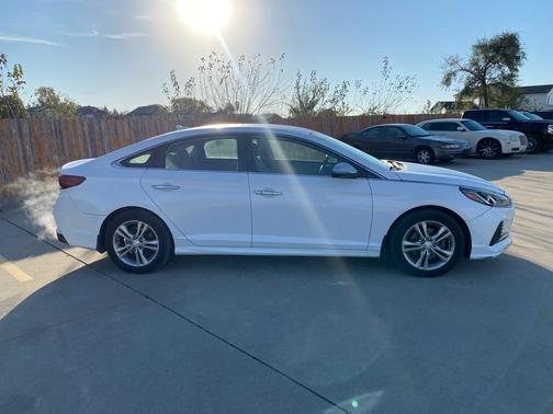2018 Hyundai SONATA SEL