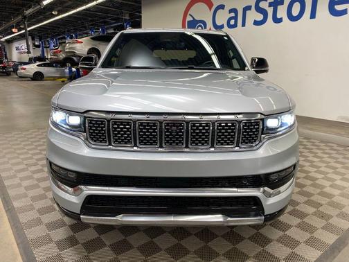 2023 Jeep Grand Wagoneer Series III