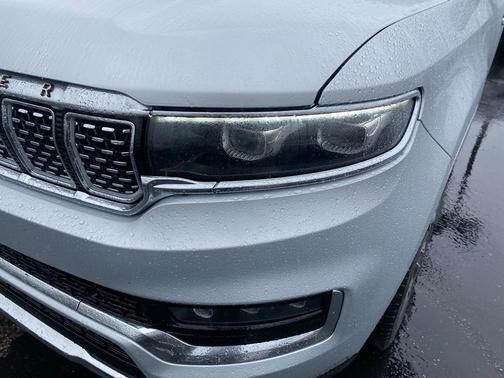 2023 Jeep Grand Wagoneer Series III