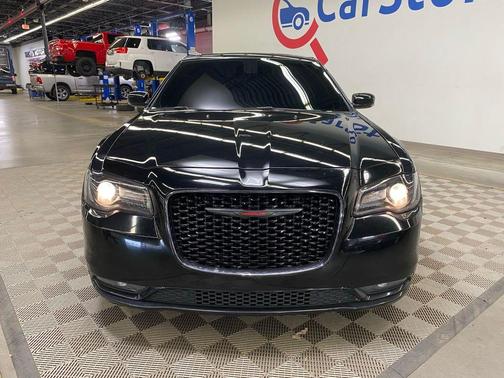 2022 Chrysler 300 S