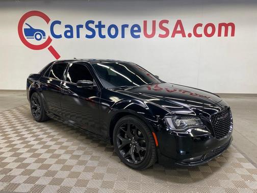 2022 Chrysler 300 S