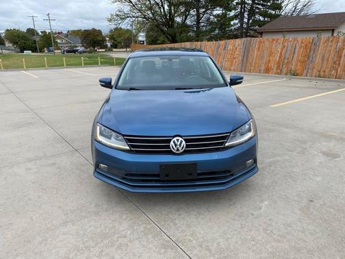 2017 Volkswagen Jetta 1.8T SEL