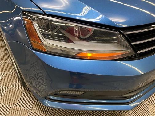 2017 Volkswagen Jetta 1.8T SEL