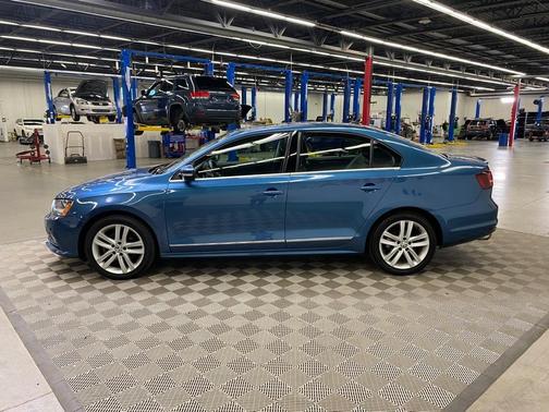 2017 Volkswagen Jetta 1.8T SEL