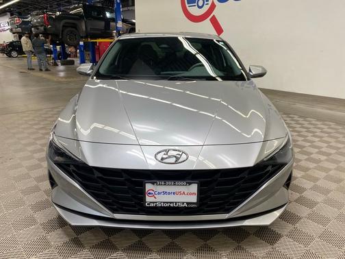 2021 Hyundai ELANTRA SE