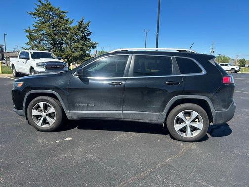 Diamond Black 2019 Jeep Cherokee Limited