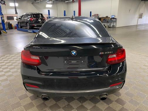 2016 BMW M235 i