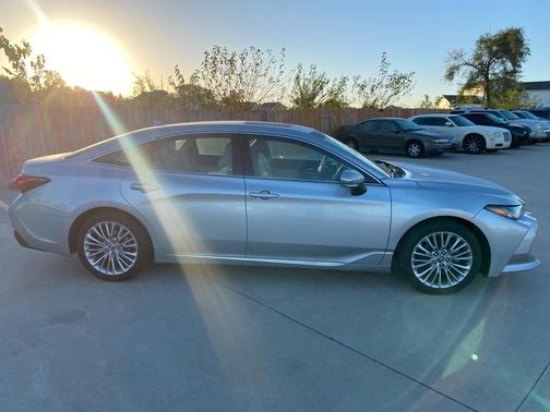 2019 Toyota Avalon