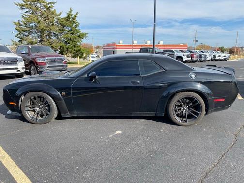 2016 Dodge Challenger R/T Scat Pack