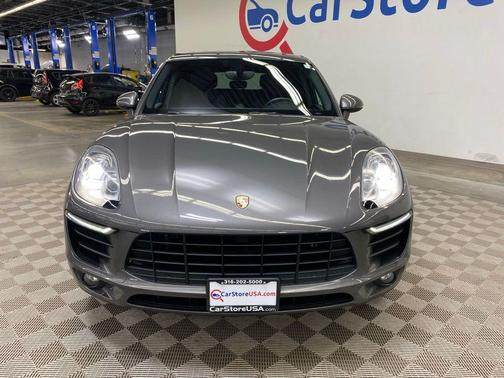 2016 Porsche Macan S