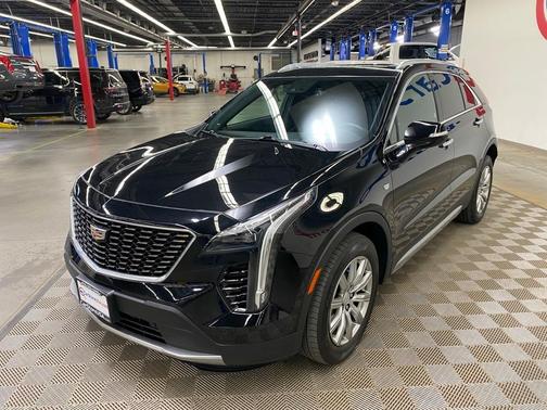 2021 Cadillac XT4 Premium Luxury
