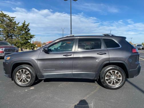 2019 Jeep Cherokee Latitude Plus