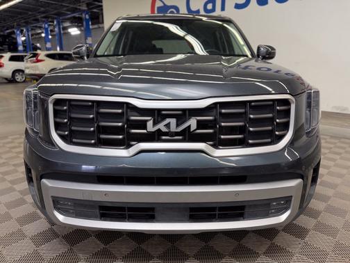 Gray 2023 Kia Telluride SX