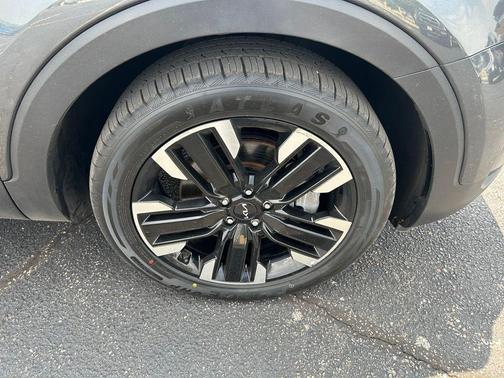 Gray 2023 Kia Telluride SX