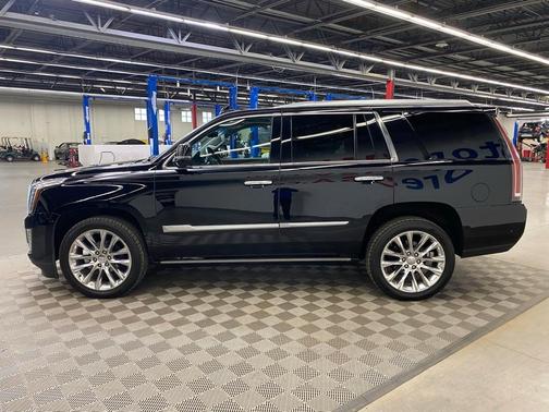 2019 Cadillac Escalade Premium Luxury