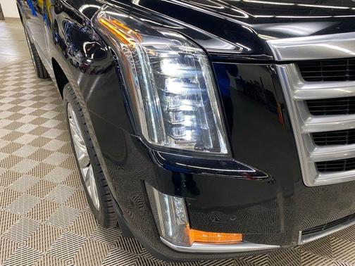 2019 Cadillac Escalade Premium Luxury